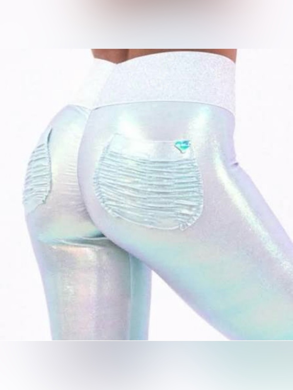 ‼️NWOT‼️Cute Booty Lounge Iridescent Holographic Scrunch Booty Leggings Medium